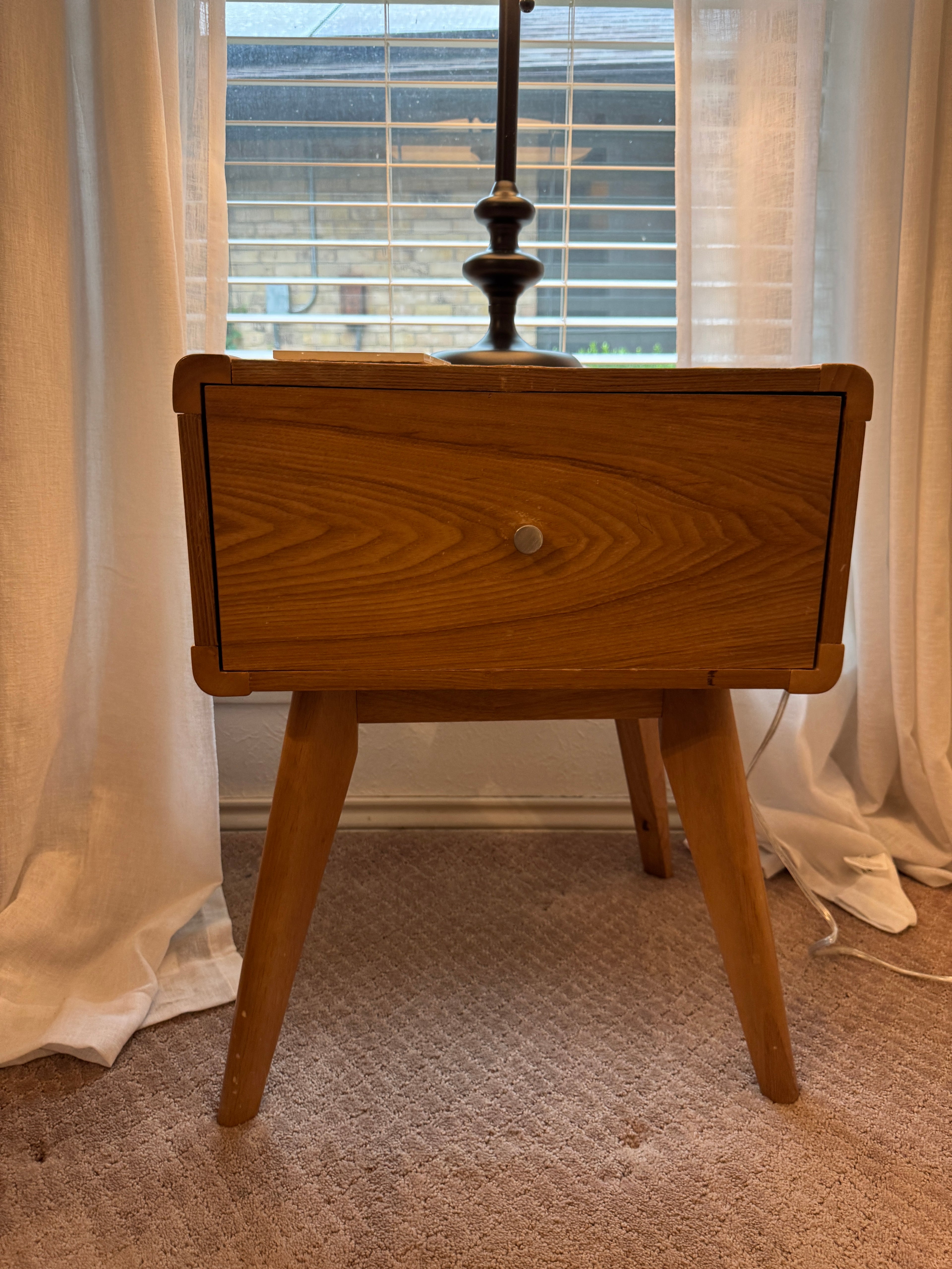 Night stand