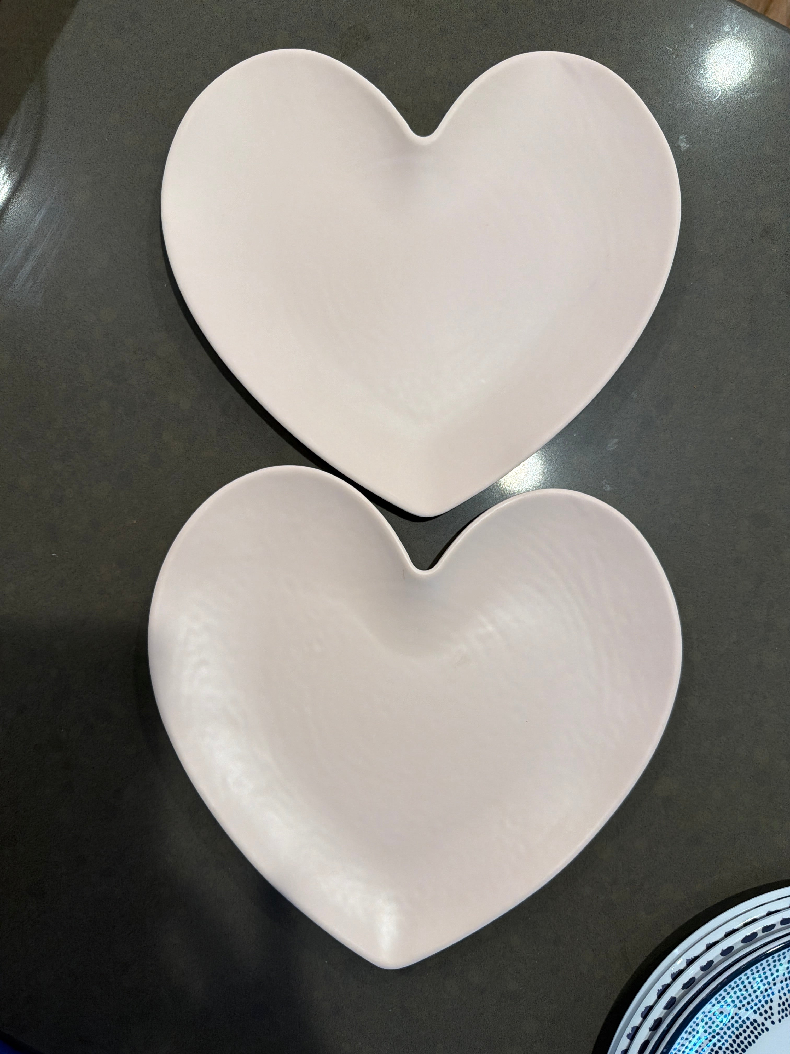 Melamine Valentines plates (2)